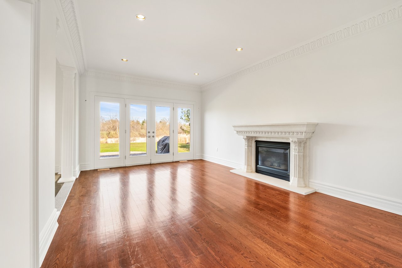 19 Logan Crt 