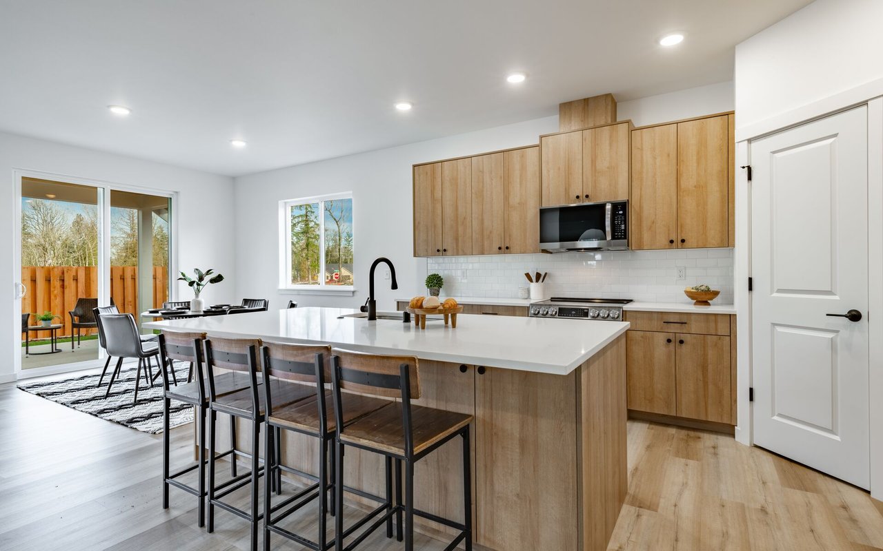 Jo Dee Messina at Great Lakes Center for the Arts