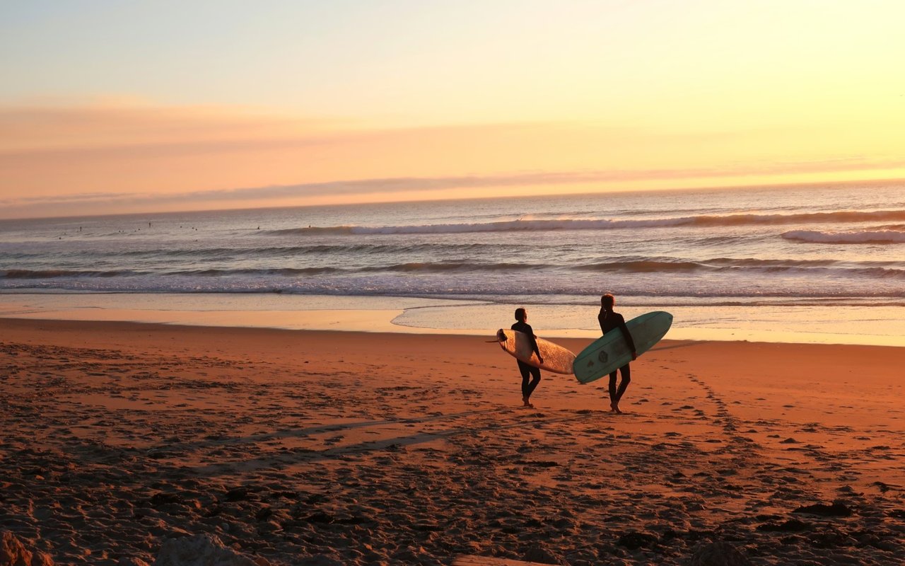 Top Outdoor Adventures in Guanacaste: Surfing, Ziplining & More