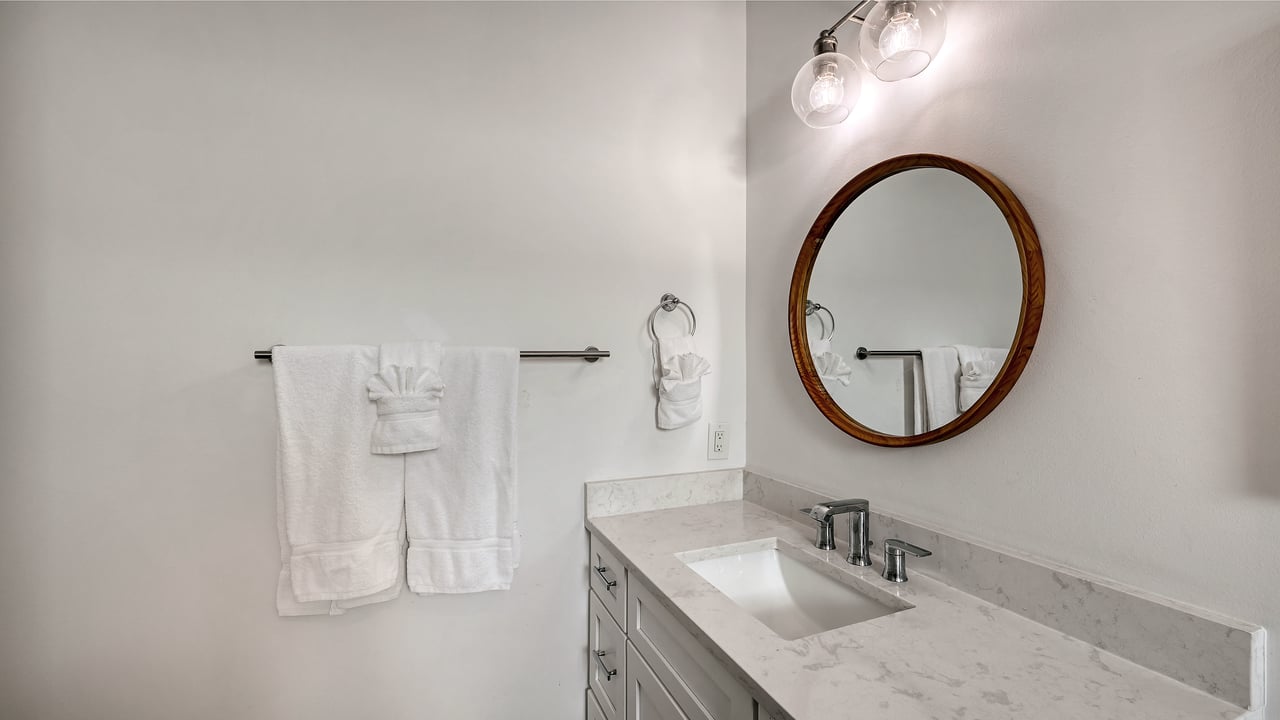 2206 Avenue A, Bradenton Beach, Florida