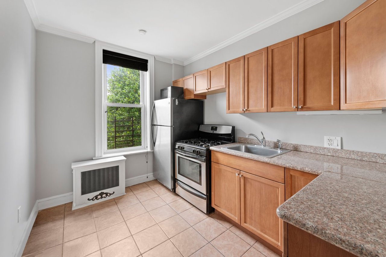  340 Senator St