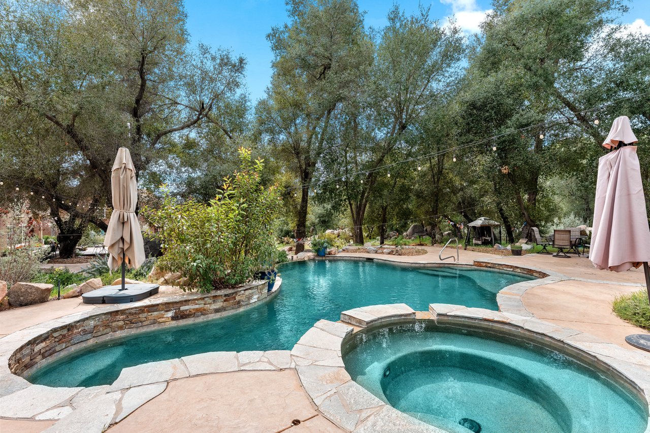 39455 Avenida La Cresta