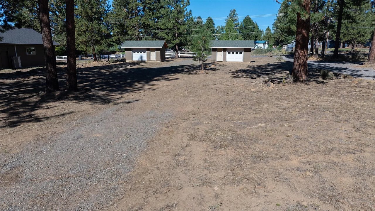 60272 Cinder Butte Rd