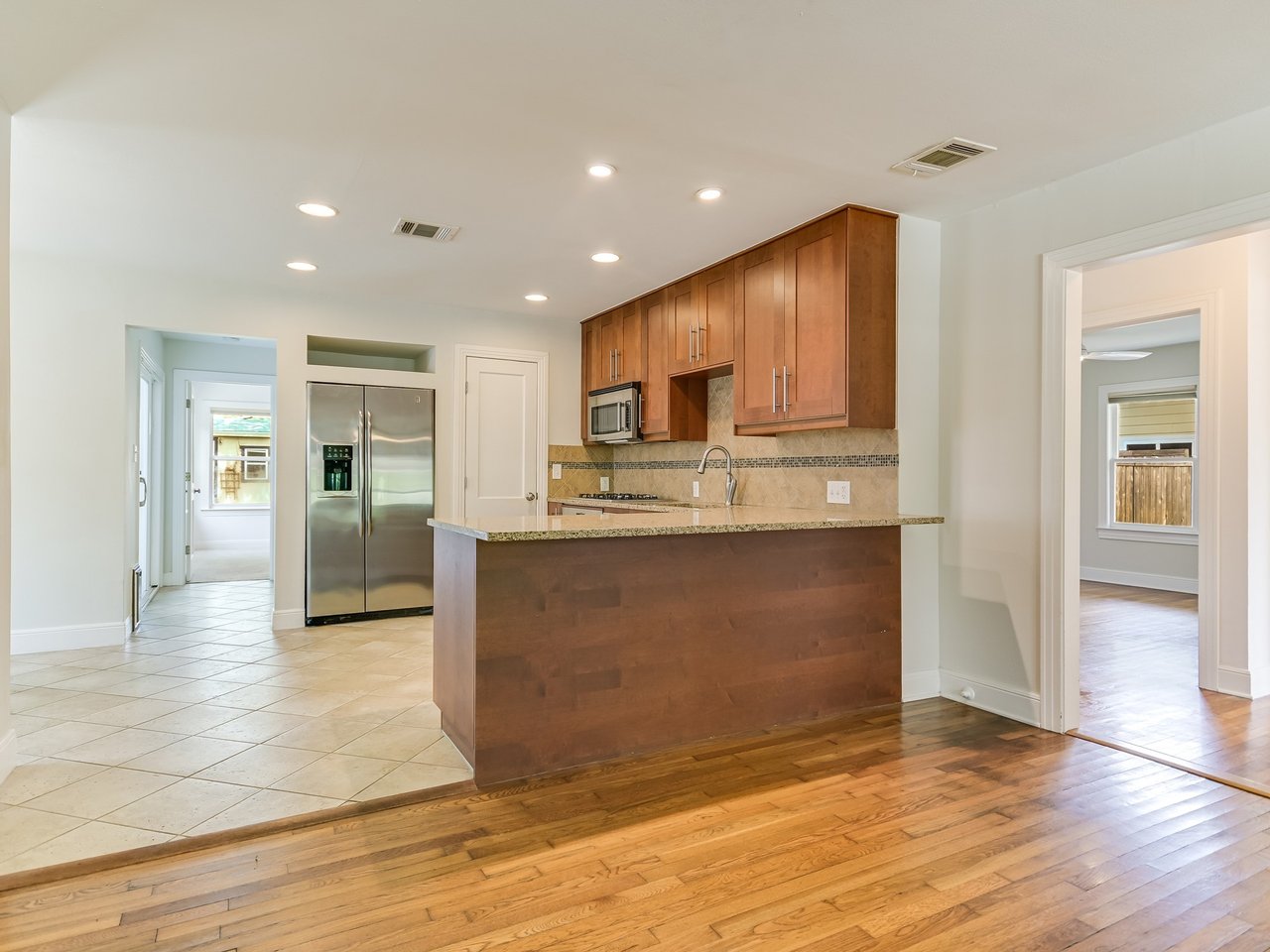 1402 Romeria DR