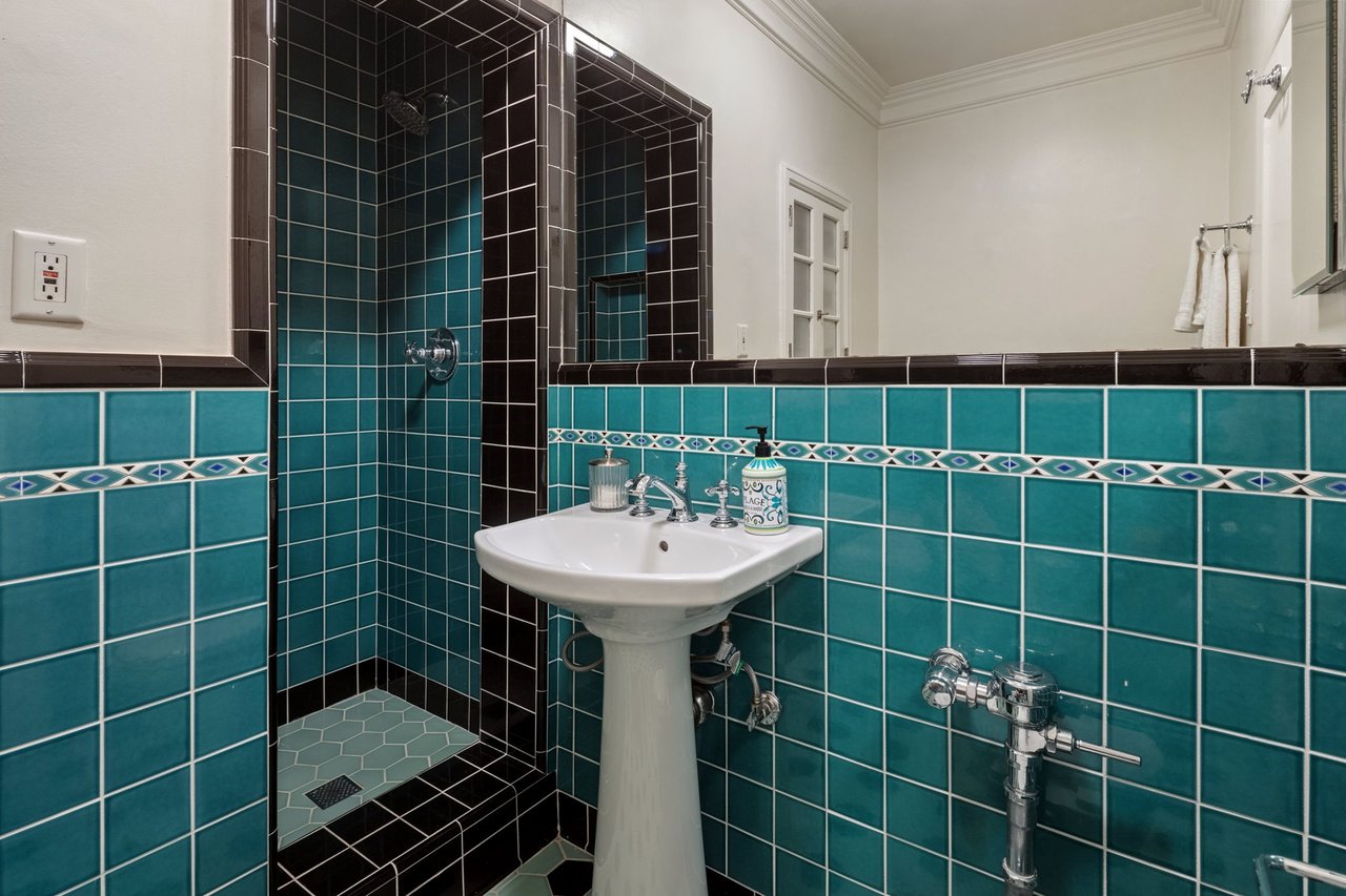 1345 N Hayworth Ave Unit: 2, West Hollywood 