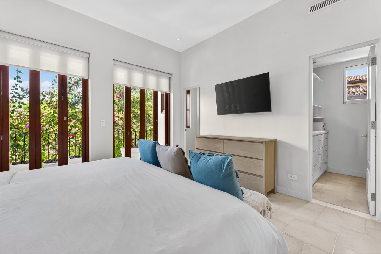 25 Paseo Del Mar | Best-Priced Beachfront Home in Las Catalinas