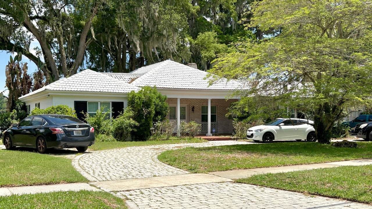 Lakefront Home in Orlando's Rose Isle