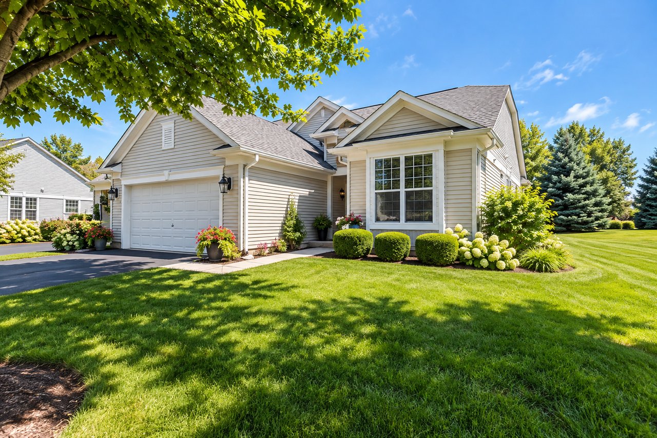 Georgetown townhome at Shorewood Glen in Shorewood Illinois