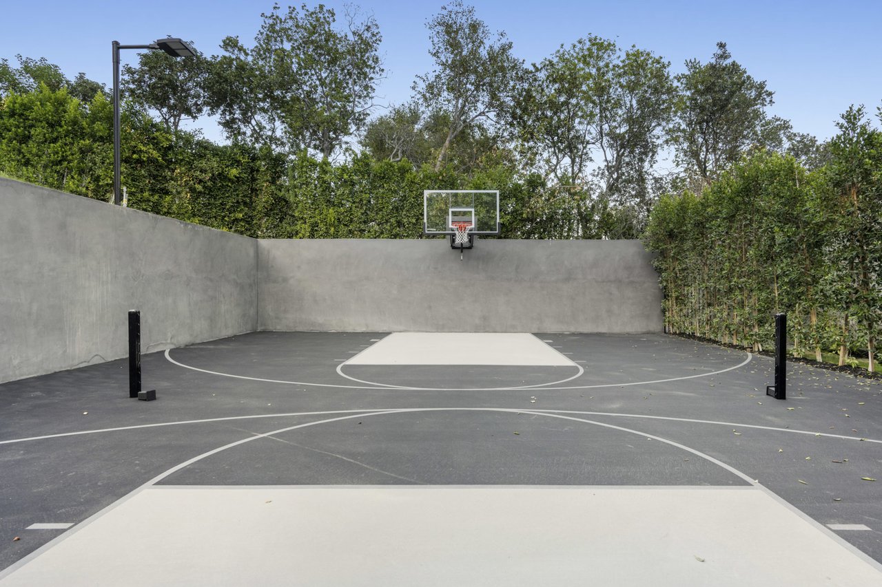 16041 Woodvale Road