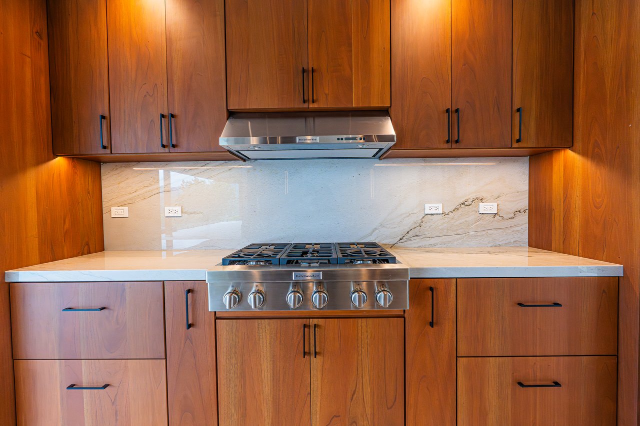 3 Bedroom Luxury Modern Tropical Home in Dominical