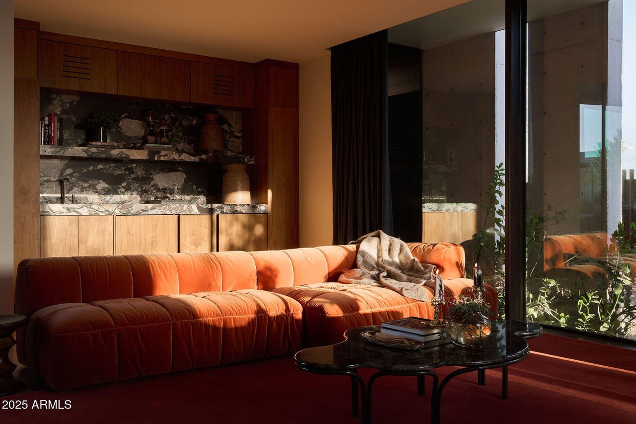 3700 E CAMINO SIN NOMBRE