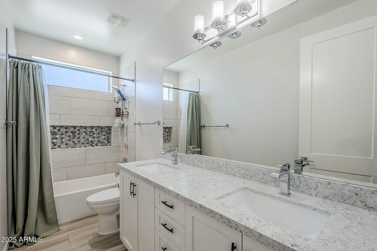 15315 W PEAKVIEW Road