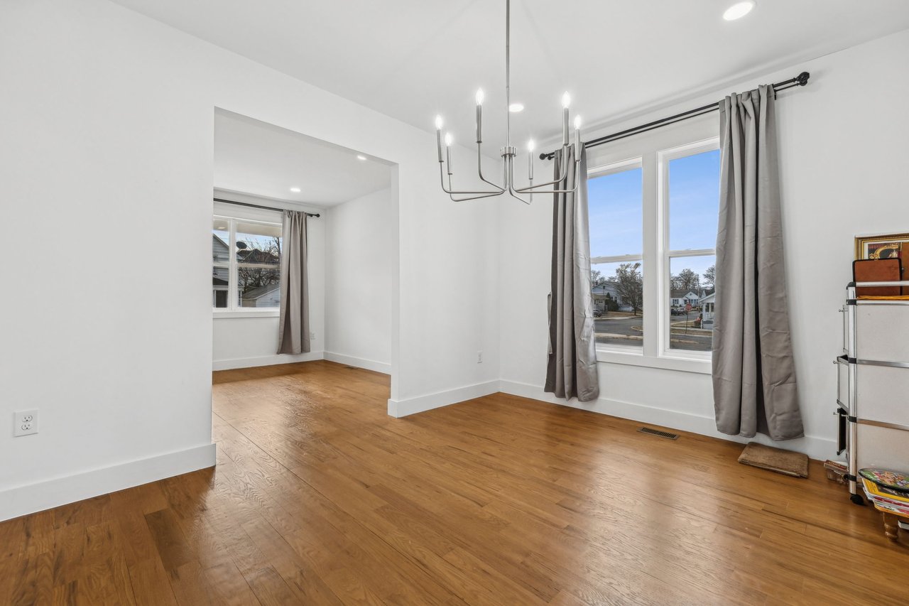 21 Kearney Ave