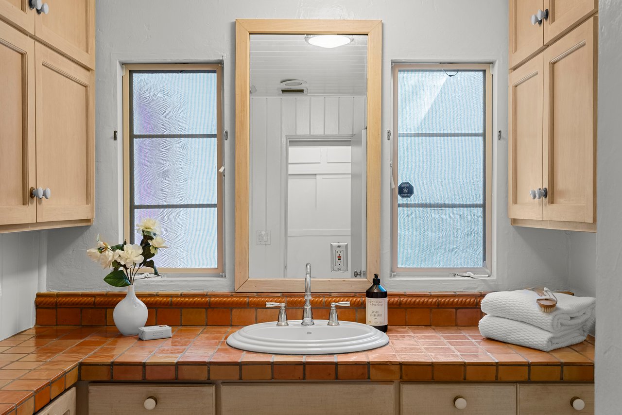 2666 La Cuesta Dr, Sunset Strip