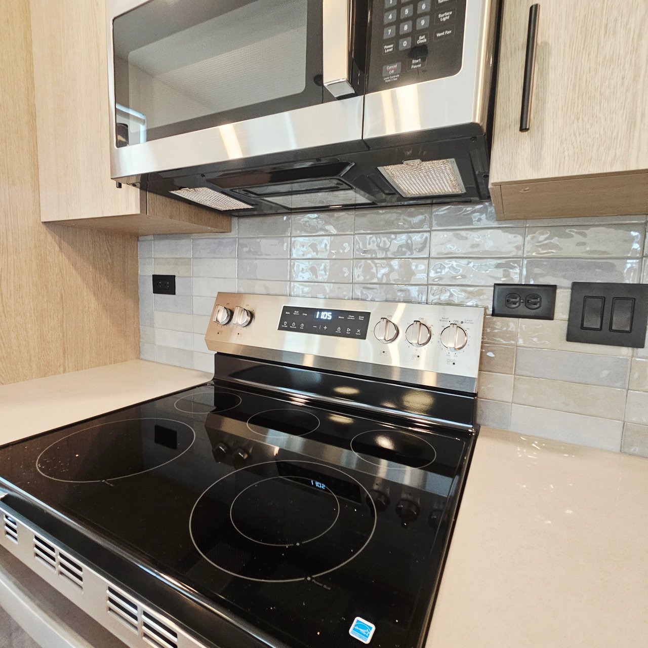 3 Bed 3 Bath Townhomes with Garage in Arvada