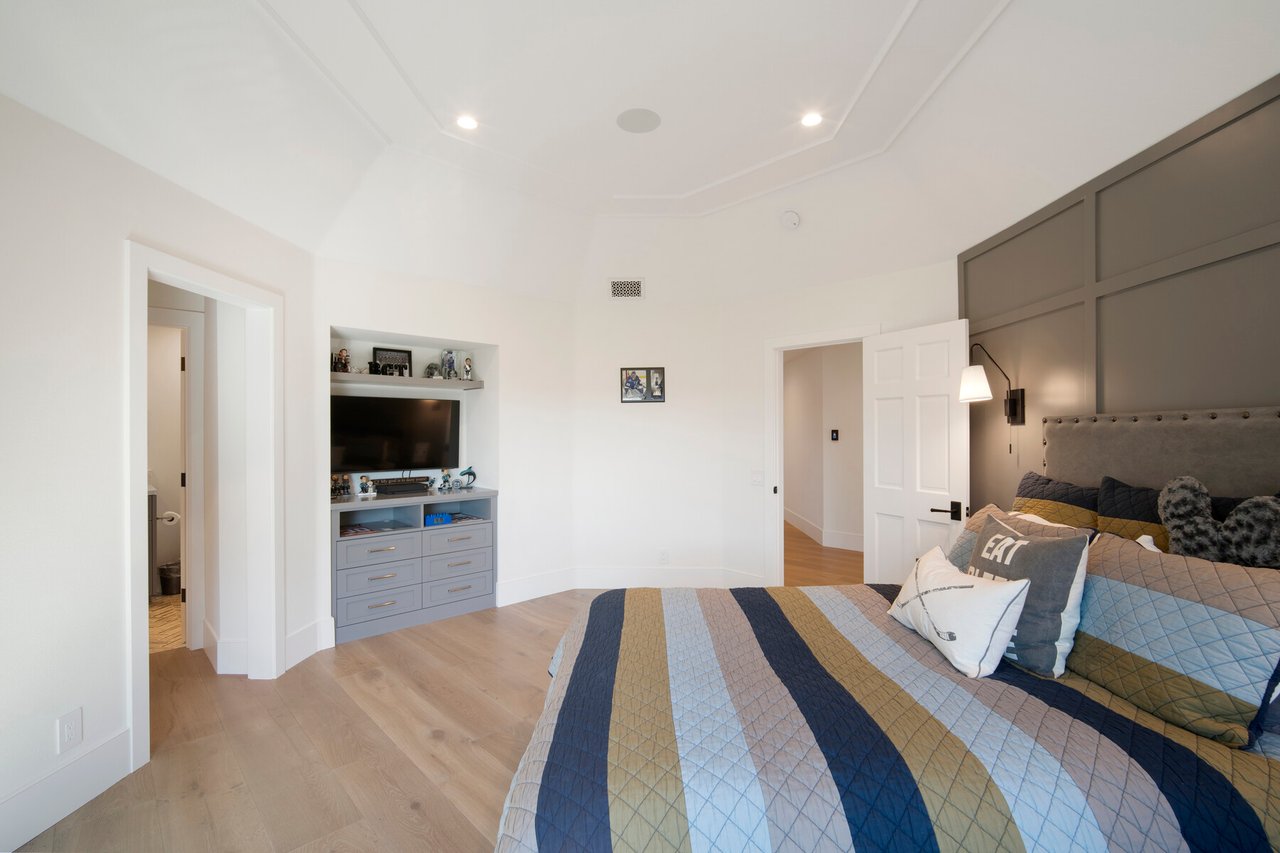 25965 Poker Flats Place