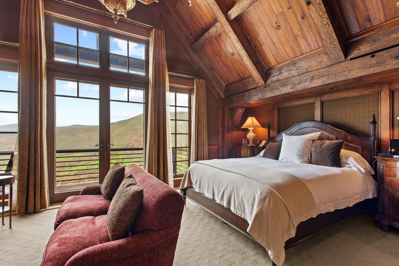 1025 N Starwood Road