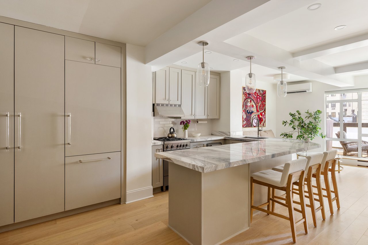 750 Park Avenue #8E