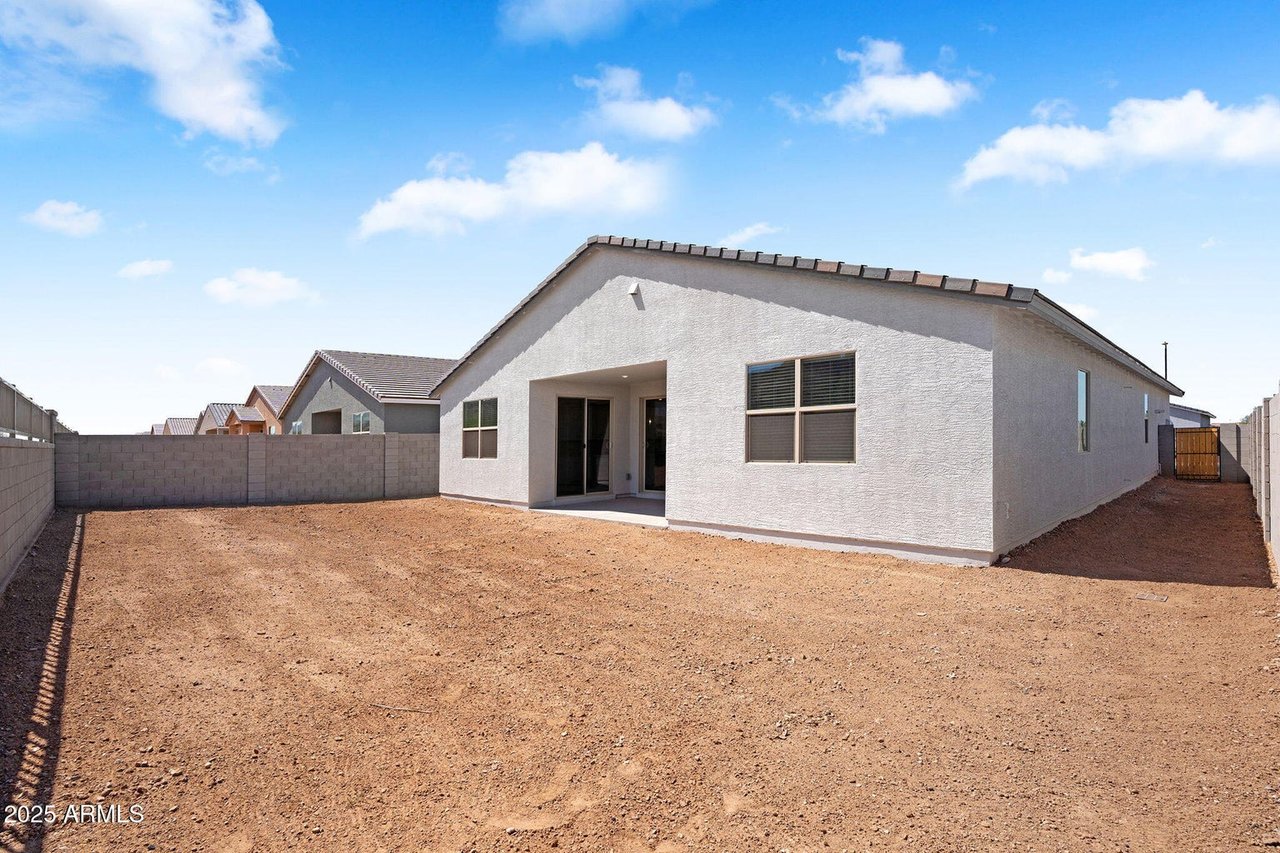 4811 W HUNTER Trail