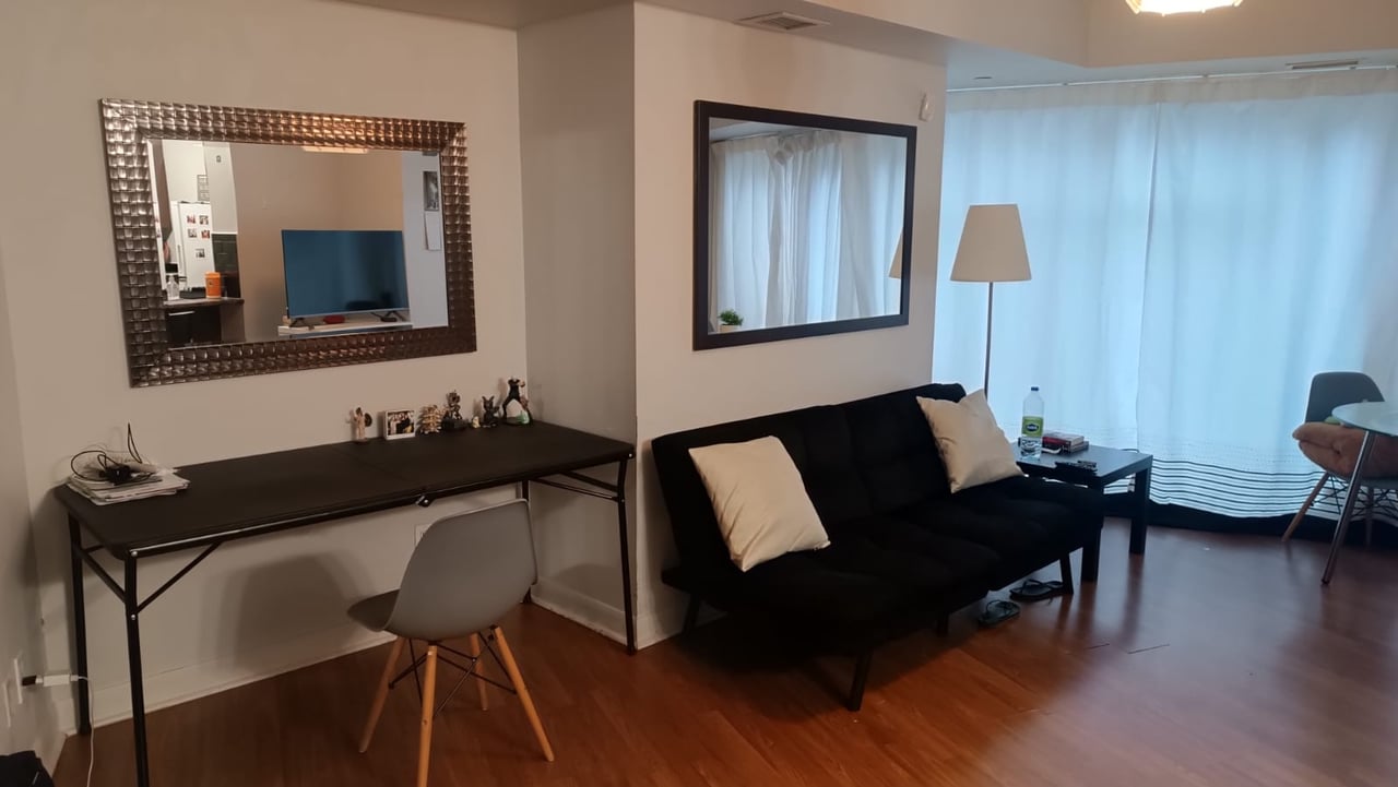 200 Victoria Street Unit: 1110