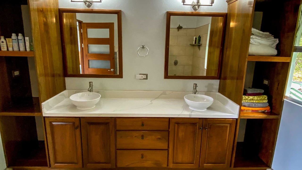 3-Bed Ocean View Home Near Ojochal, Costa Rica | 2.75 Acre Jungle Property