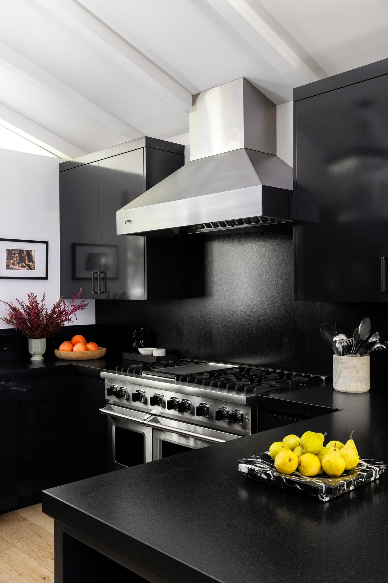 1853 Franklin Canyon Dr, Beverly Hills