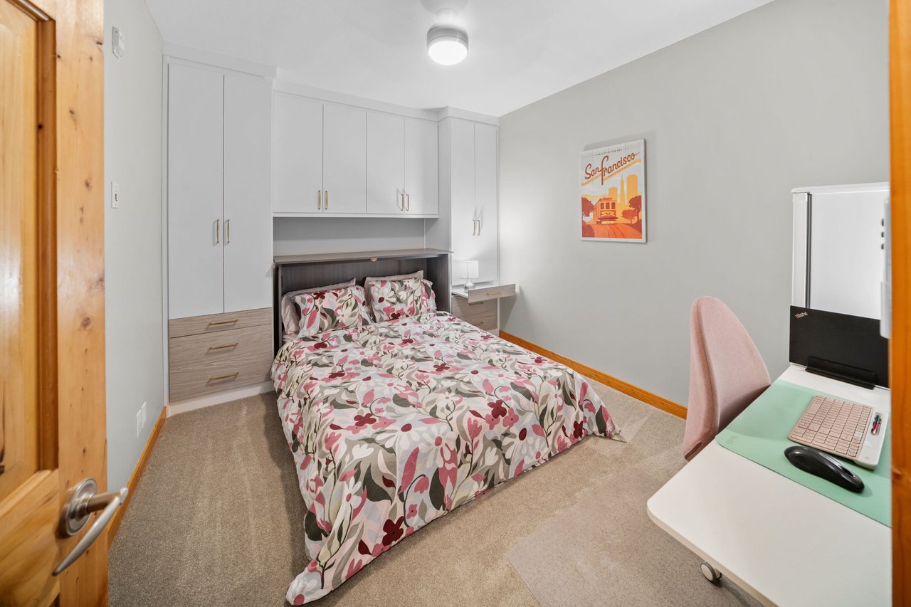 327-104 Armstrong Place Unit