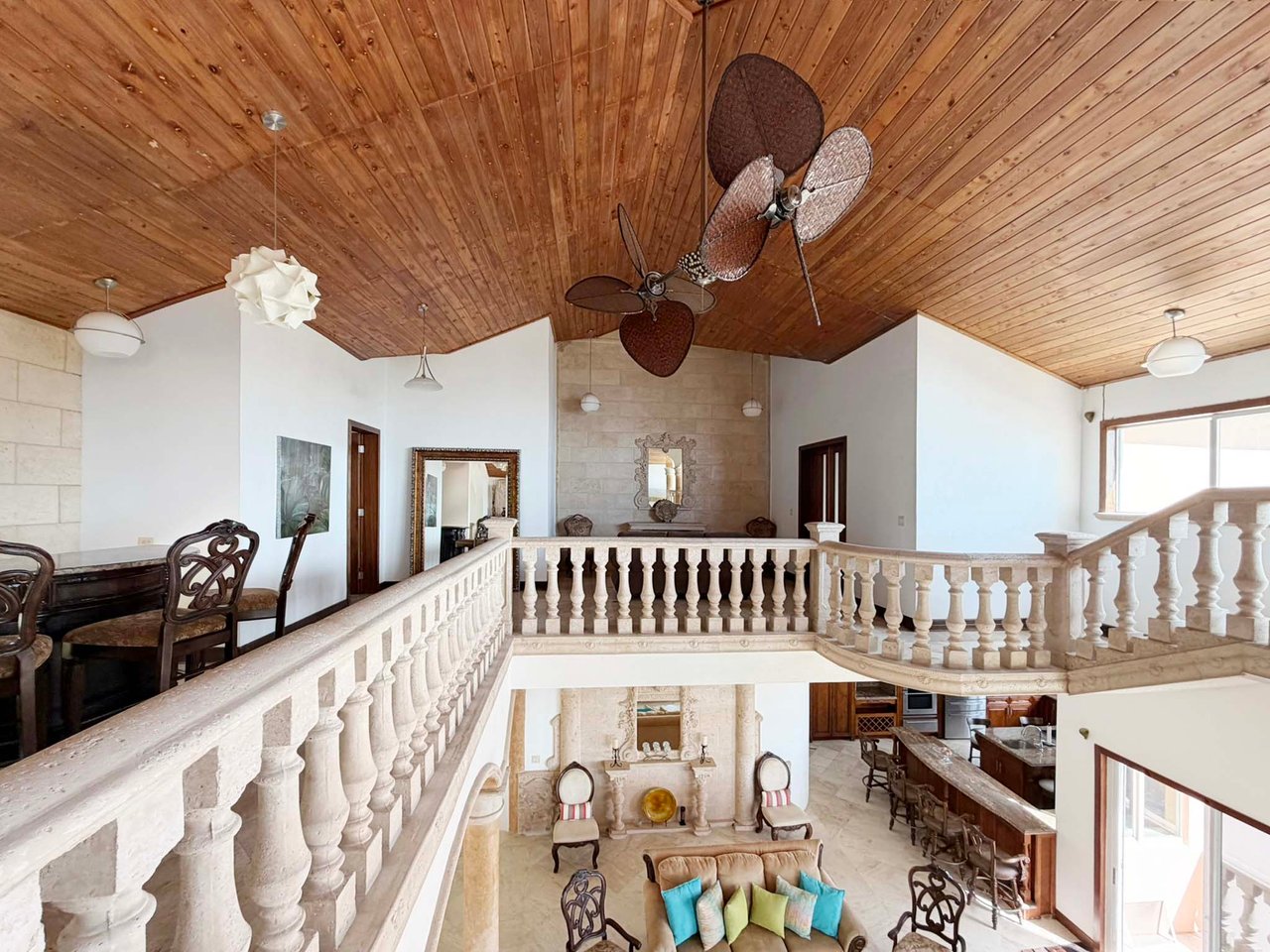 565 Parham Town 7 Bedroom Villa