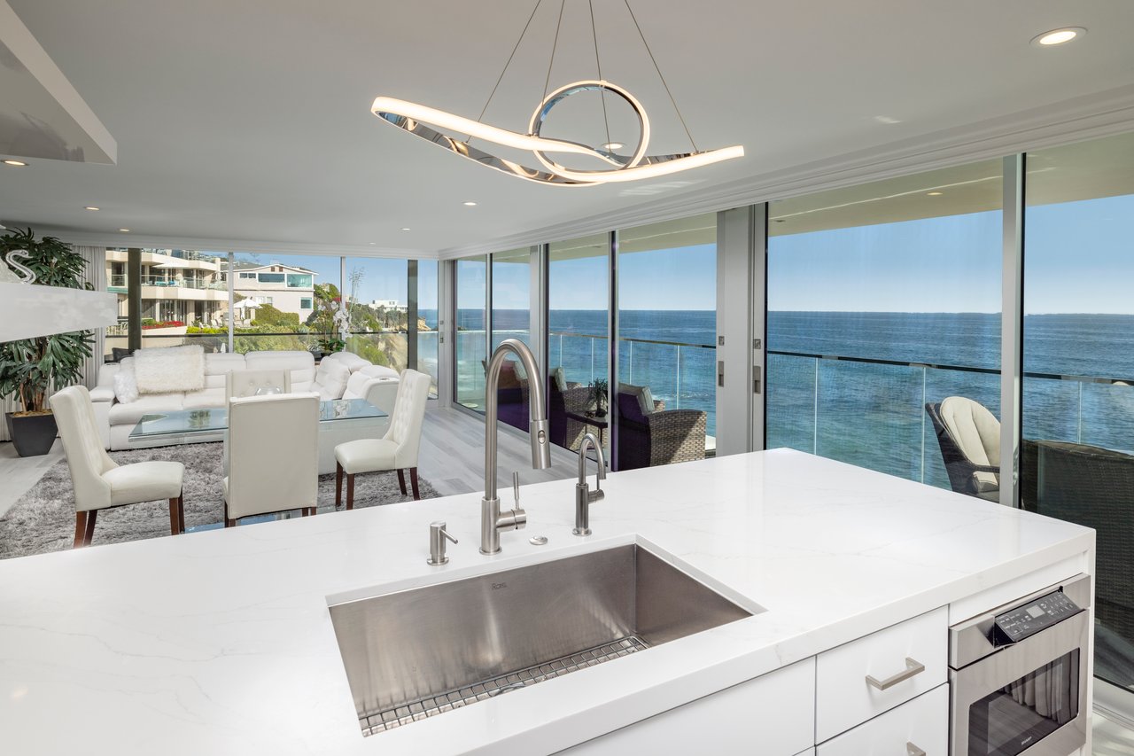 1585 S Coast # 31