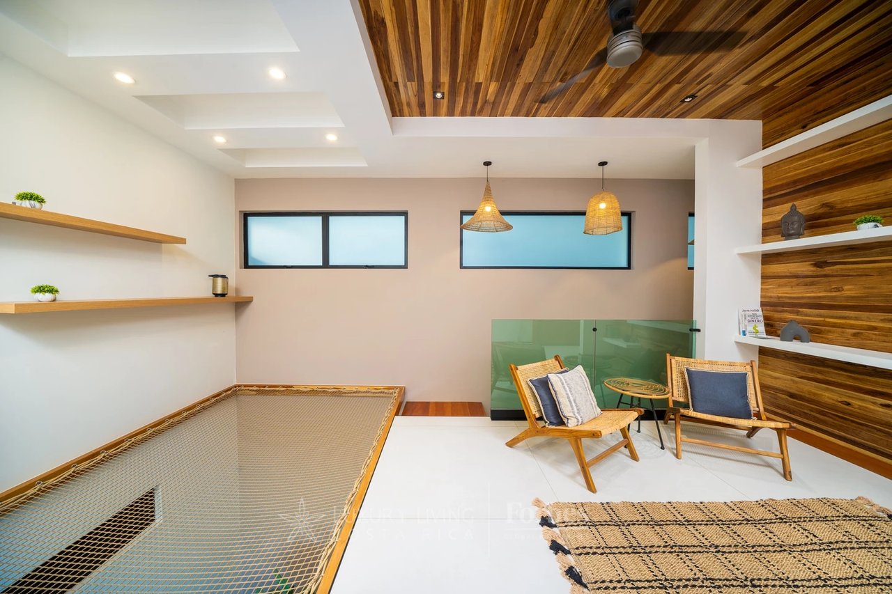 20702 - Contemporary Luxury with Ocean Views in Playa Flamingo