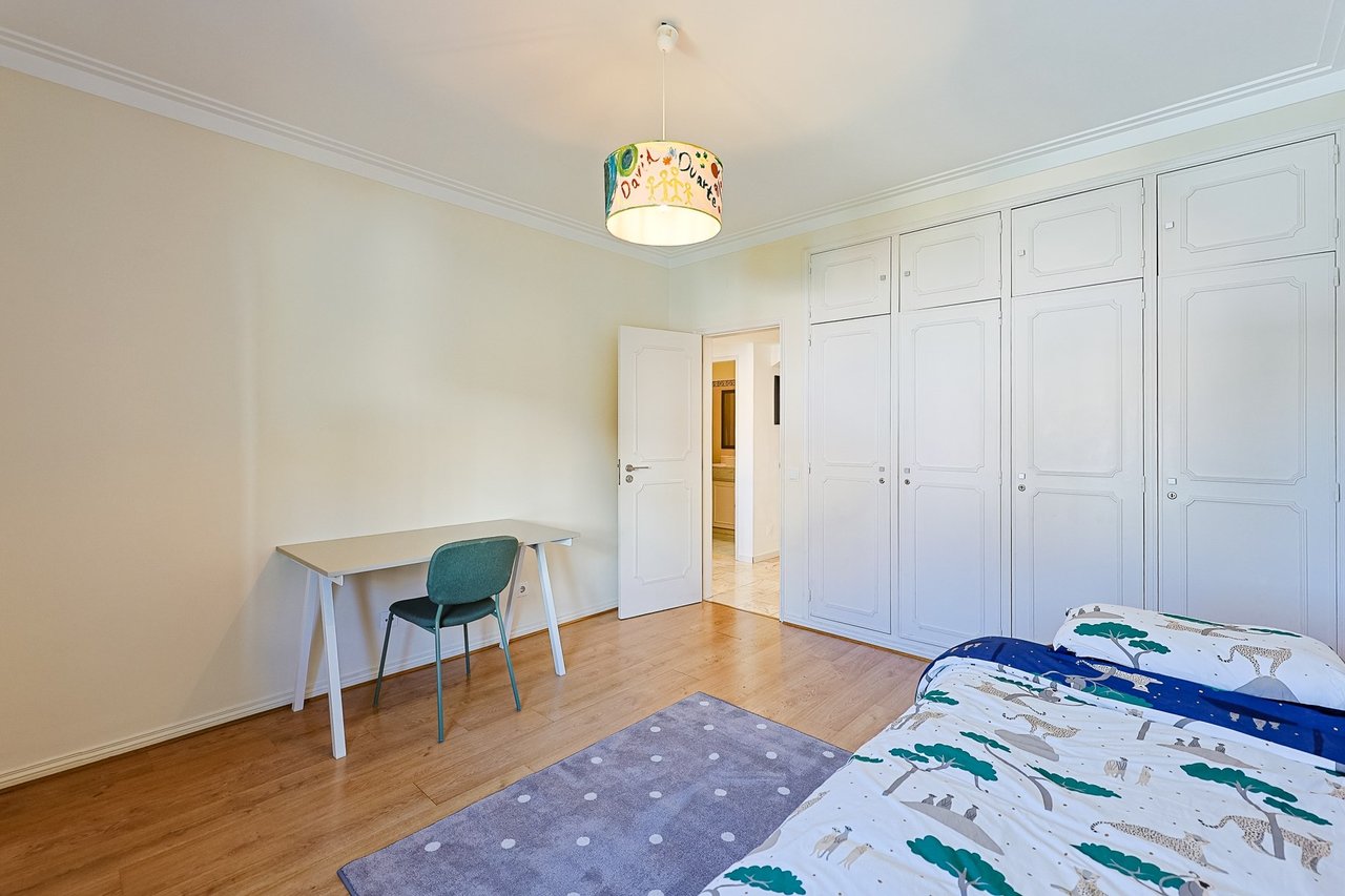 Luxury 3-Bedroom Apartment in Prestigious Cascais