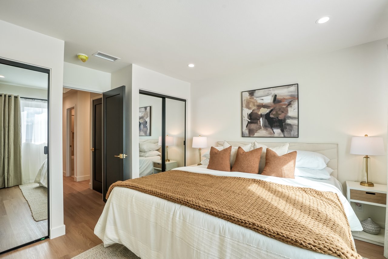 25802 Sycamore Ln, Laguna Hills, CA 92653