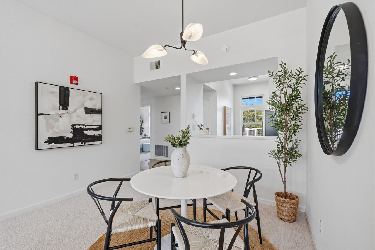 331 Swallowtail Ct