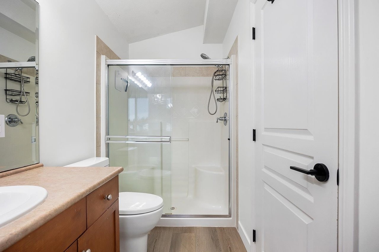 24395 102 Ave