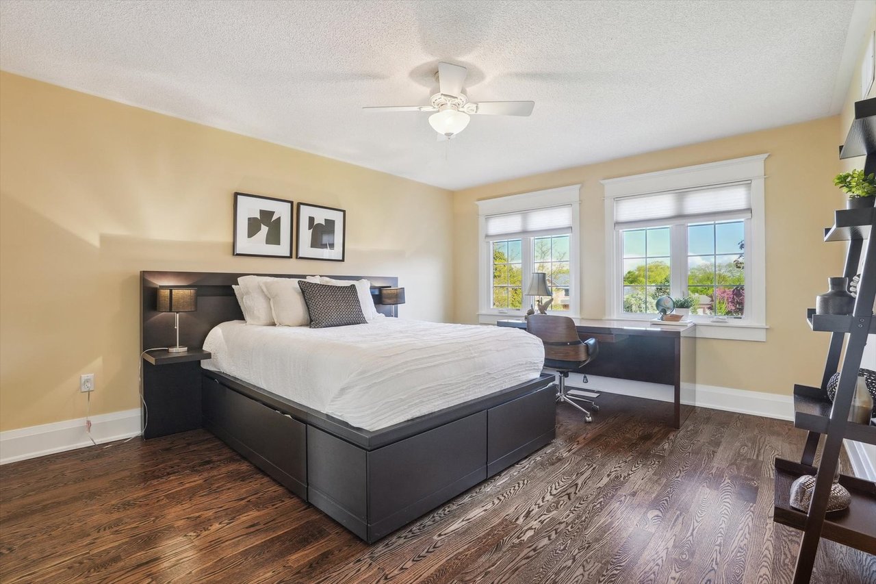 1662 Roundleaf Court