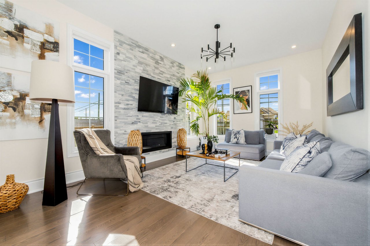 130 Drizzel Crescent
