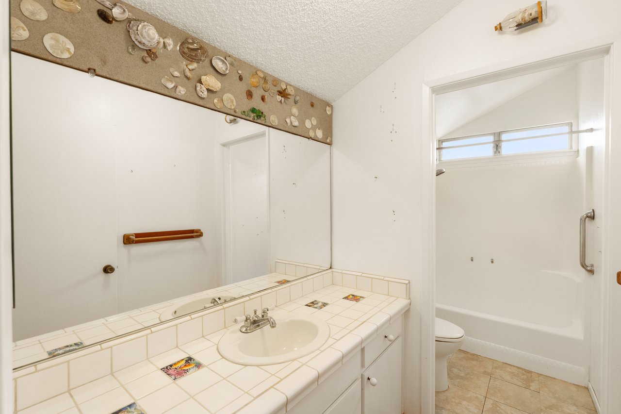 2243 Newquist Ct