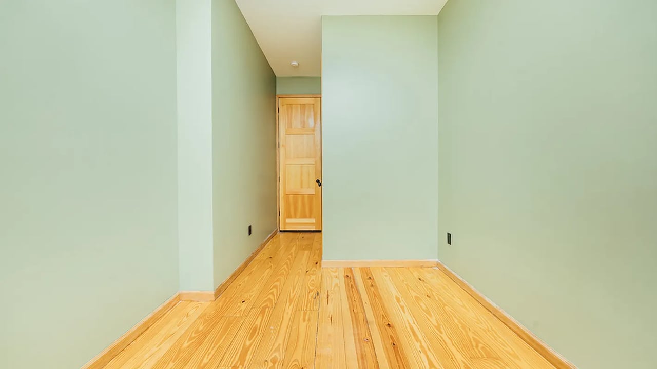 208 Starr Street 2L