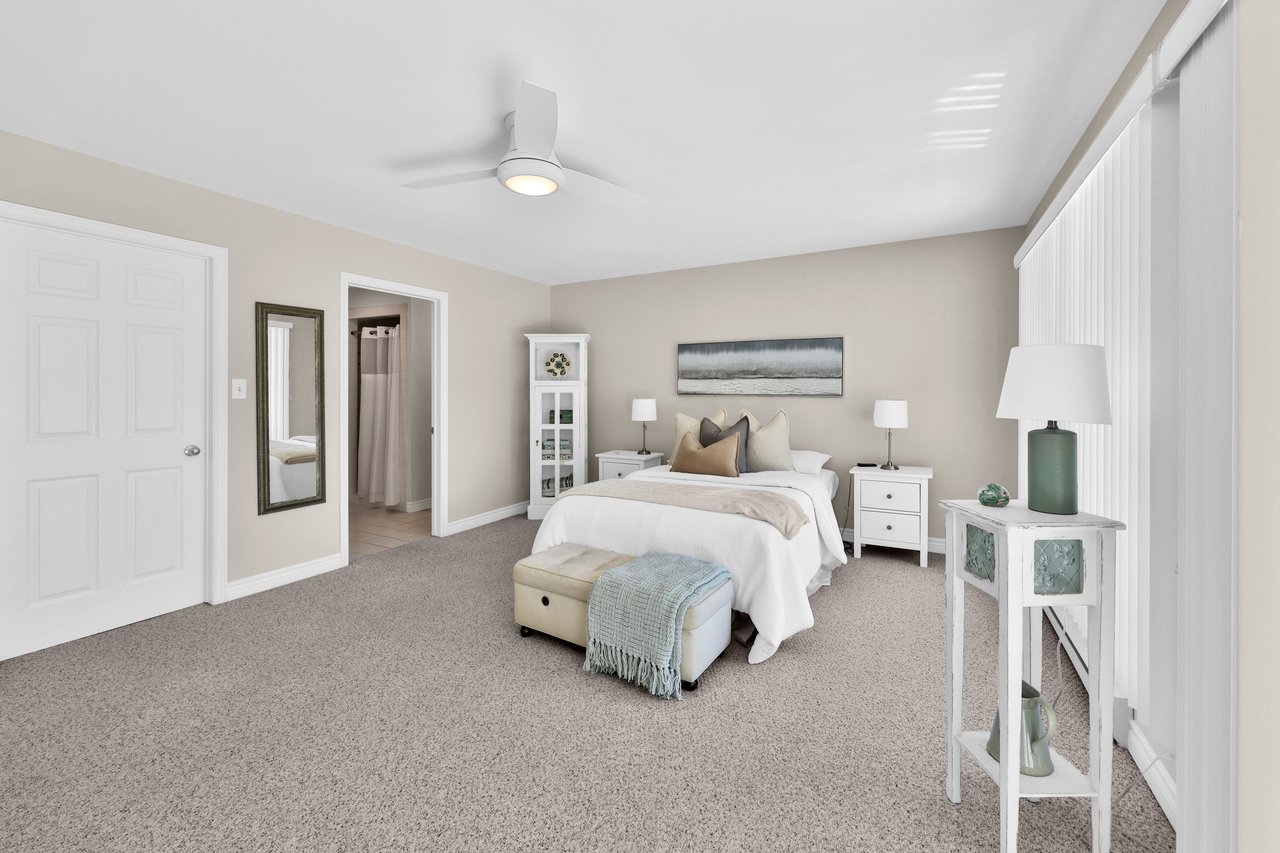 2360 8 Side Road, Burlington