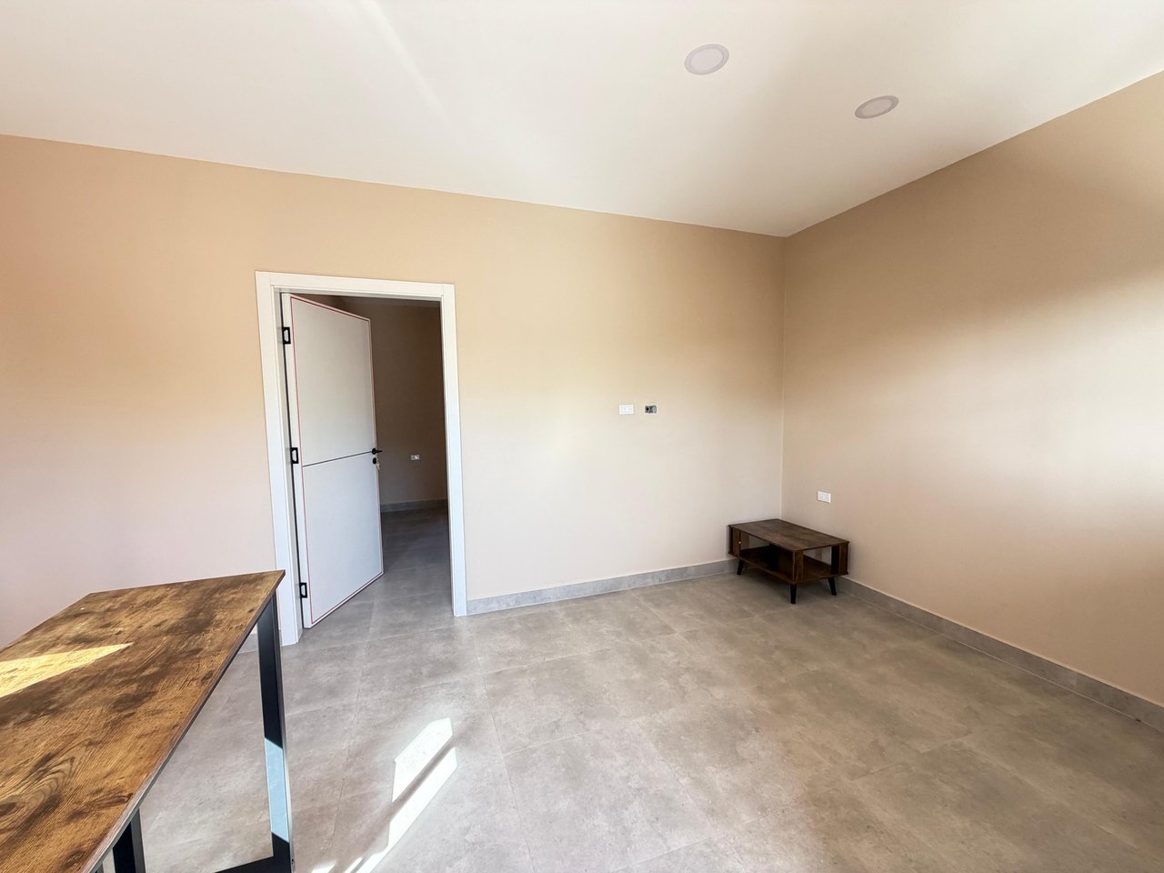 4 One-Bedroom Apartments