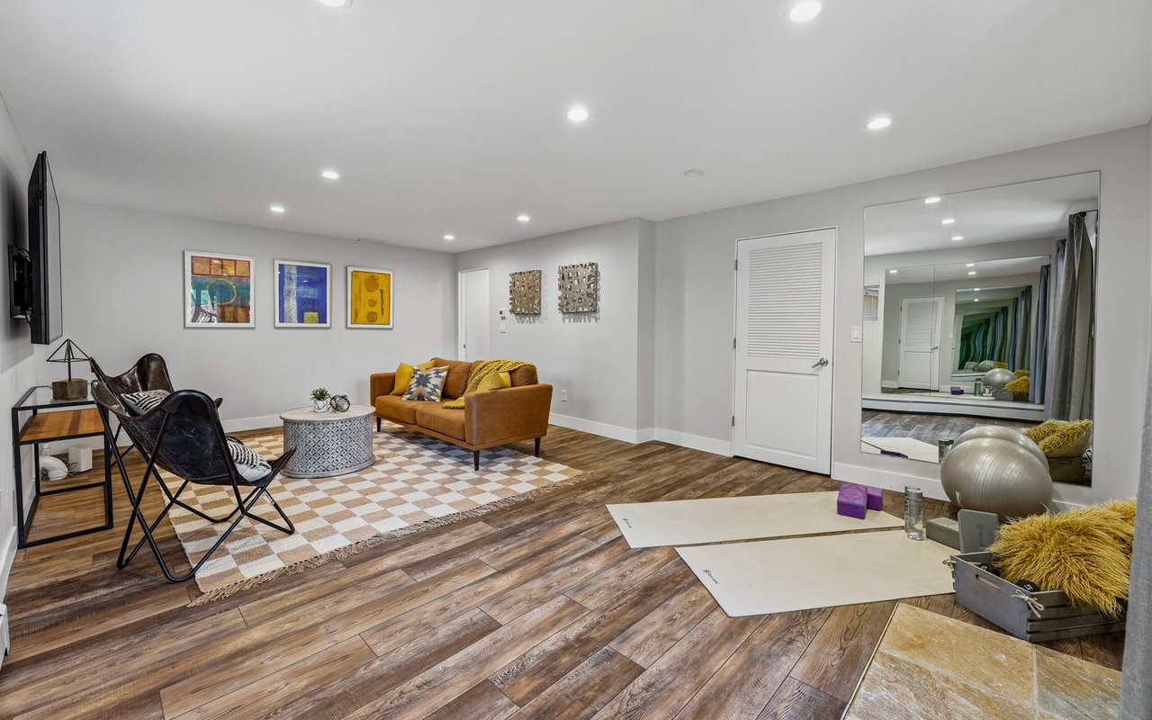 2850 6th Street