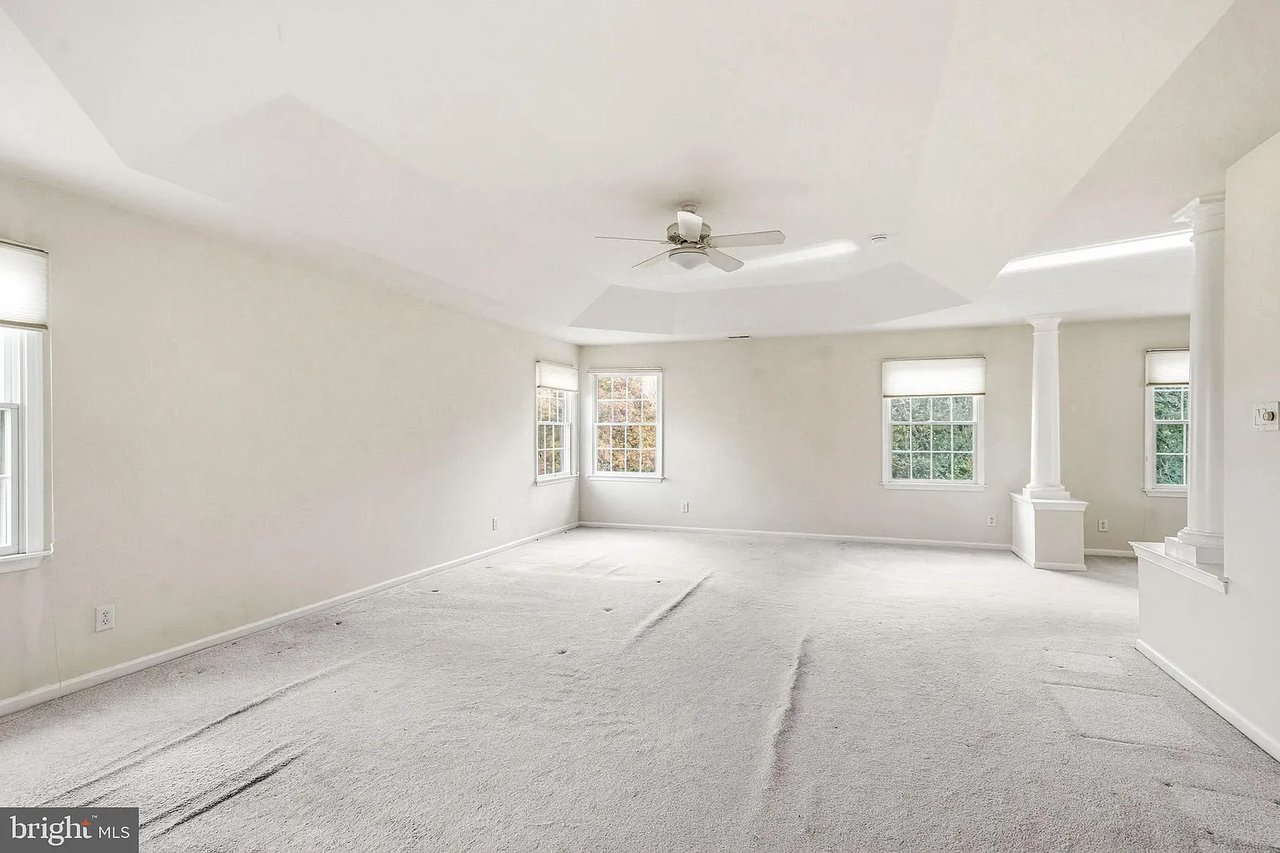 950 Bortons Landing Rd