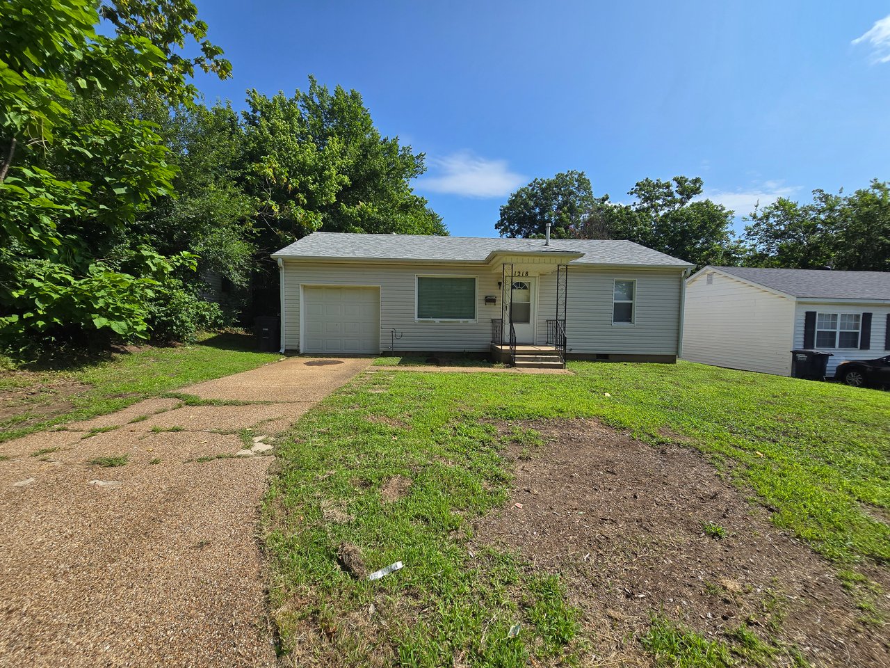 1218 Carol Drive 
