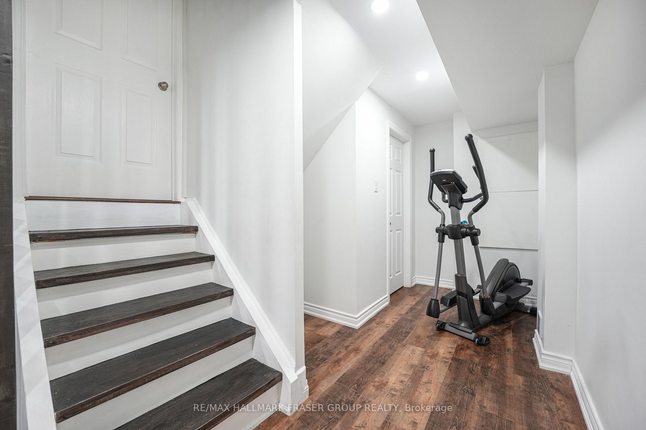 73 Torr Lane