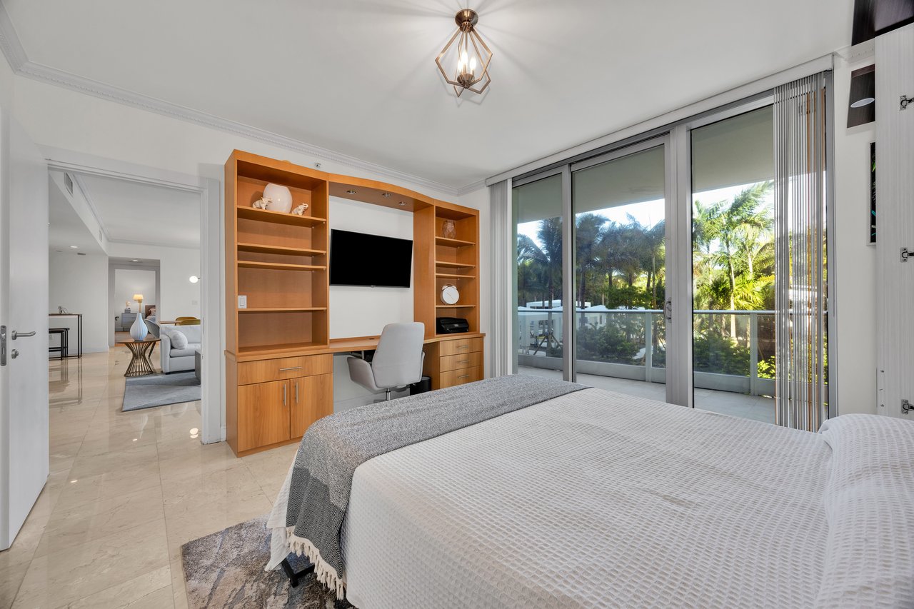 2627 S Bayshore Dr # 507