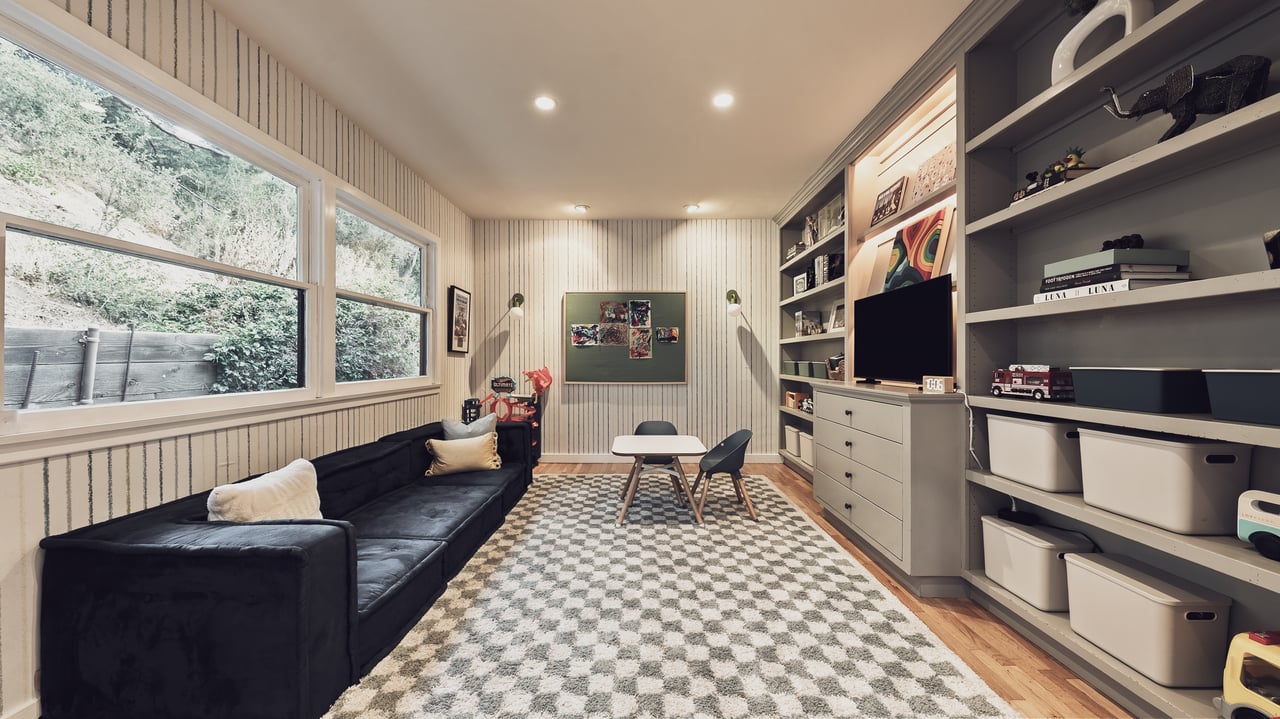 3440 Mandeville Canyon Rd, Brentwood 