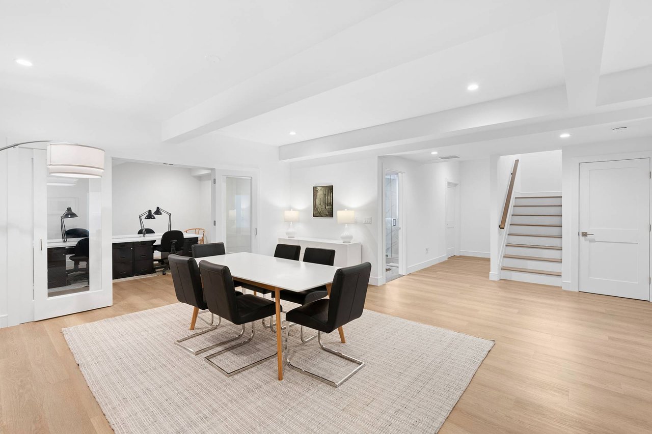 53 Wireless Rd
