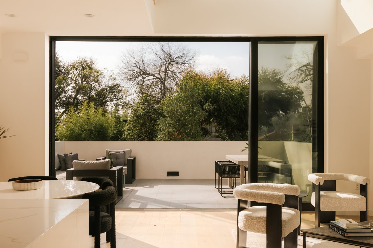 2919 Waverly Unit: 101