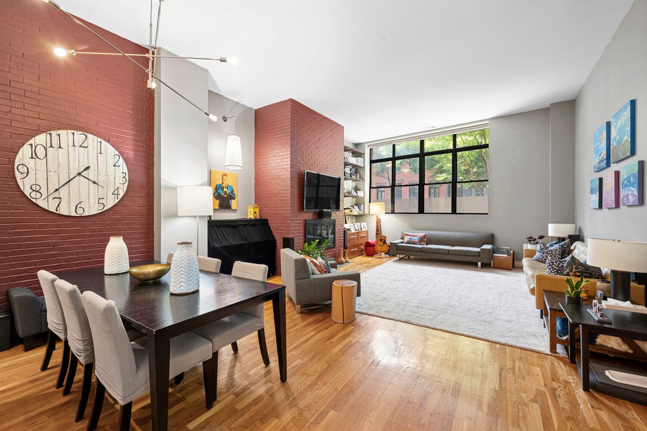 247 West 12th Street Unit: 1D