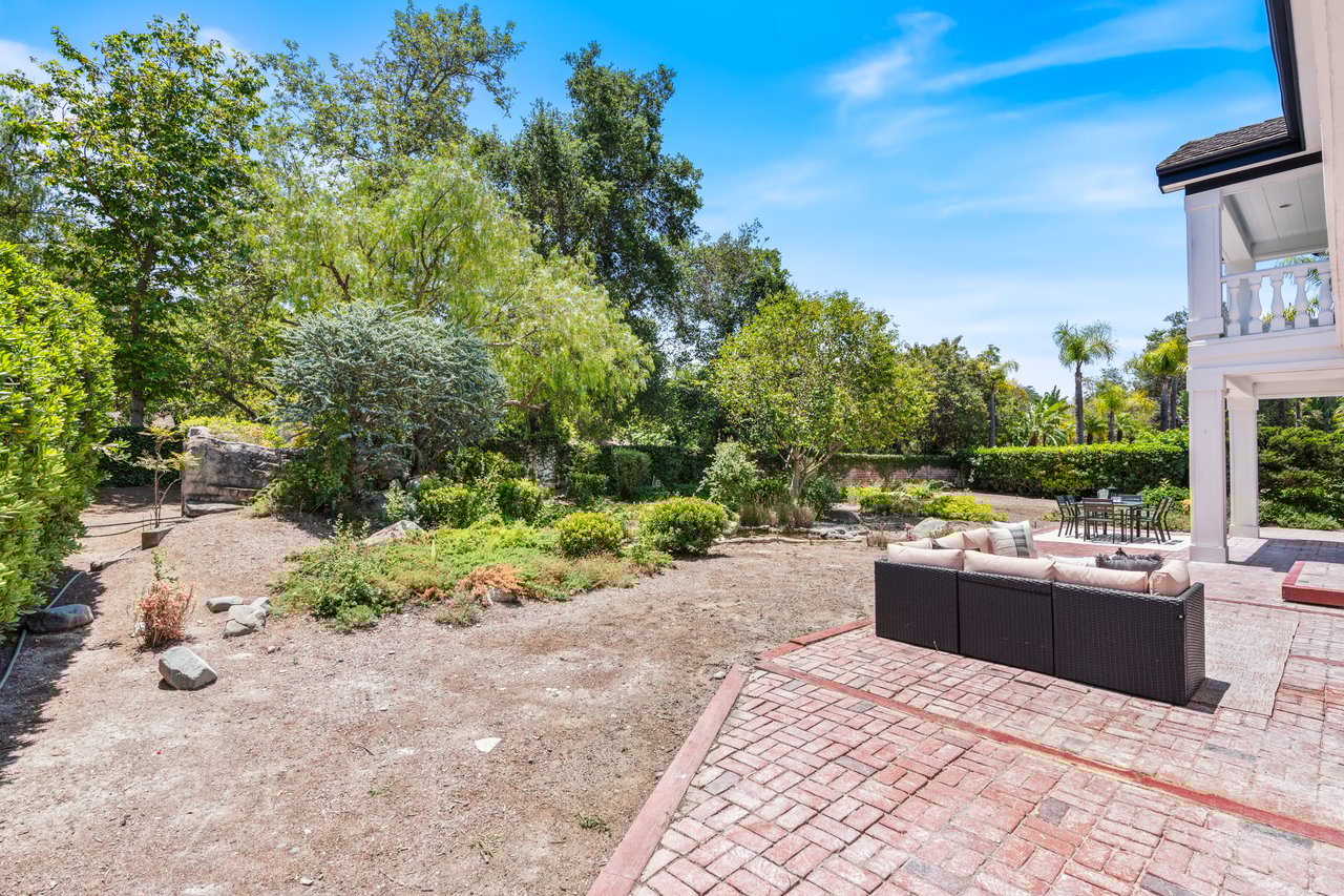 20 Meadow Wood Drive